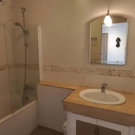 Vue Exceptionnelle-piscine Apartmán